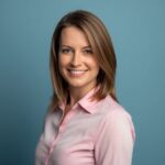 lucid origin foto profilo professionale dimensioni a cerchio di una donna di 35 anni sorriden 0